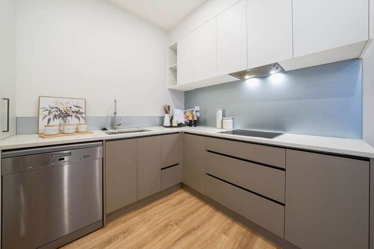 27D Claude Road Epsom_11