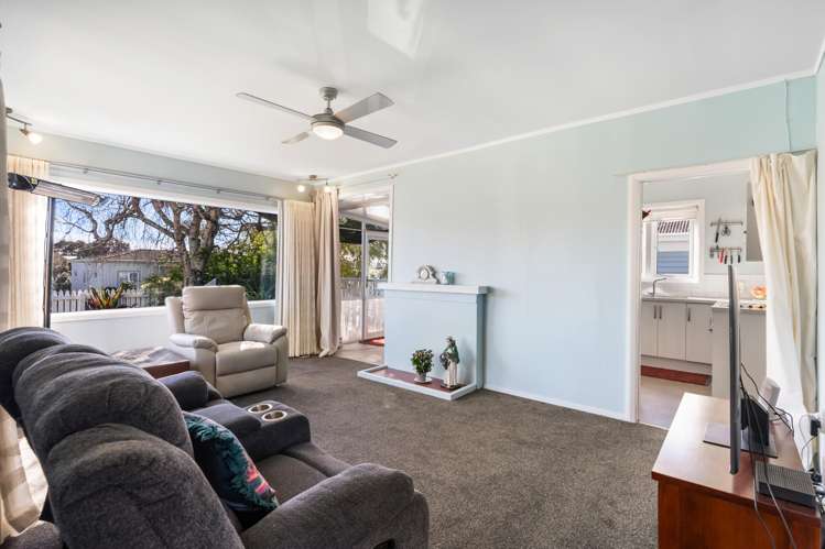 75 Wainui Avenue Point Chevalier_10
