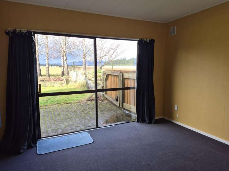 1542 Te Anau Mossburn Highway Te Anau_11