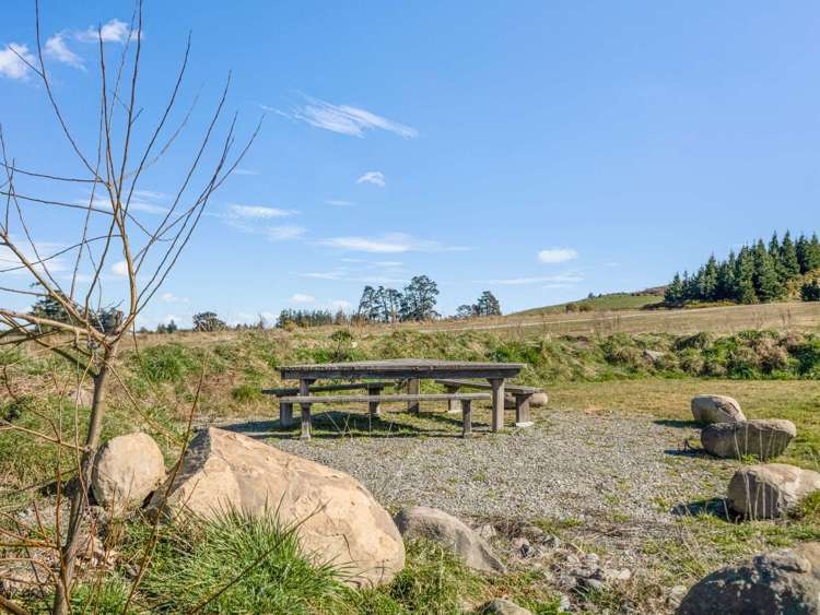 87 Sladdens Bush Road_5