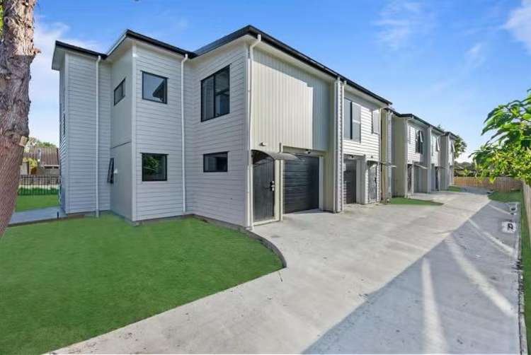 A-E/1 Pinotage Place Kumeu_6