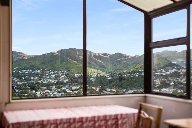 9 Indira Place Khandallah_23