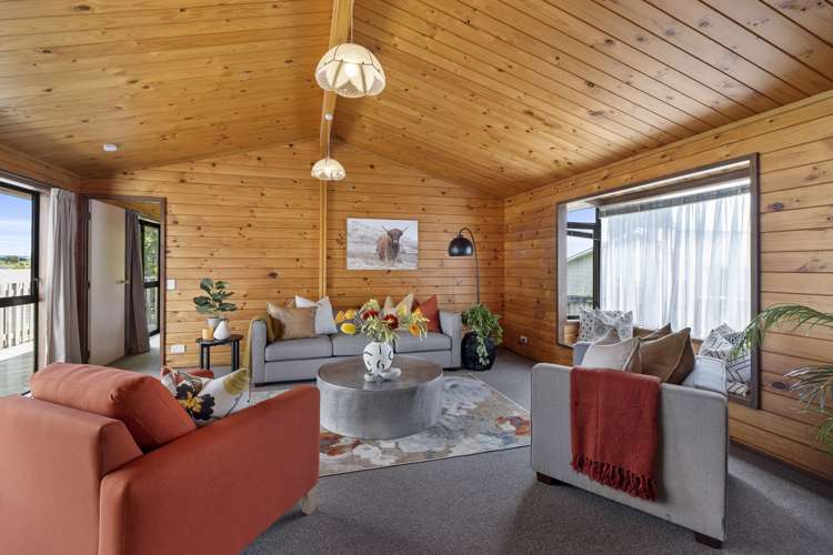 133 Parklands Avenue Bell Block_11