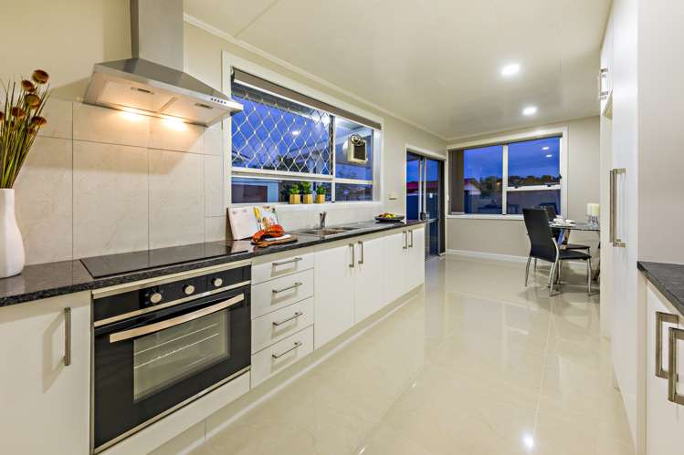 1/14 Beaumonts Way Manurewa_6