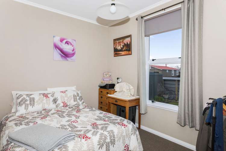 53 Barraud Street Dannevirke_11