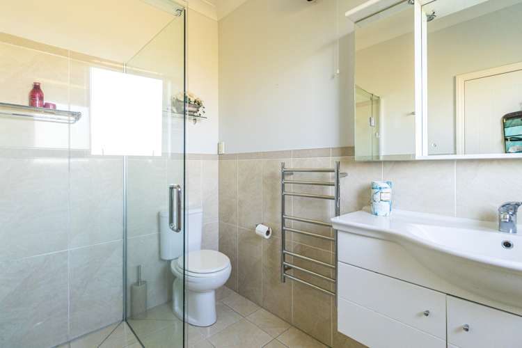 260 Spur Road Hadlow_10