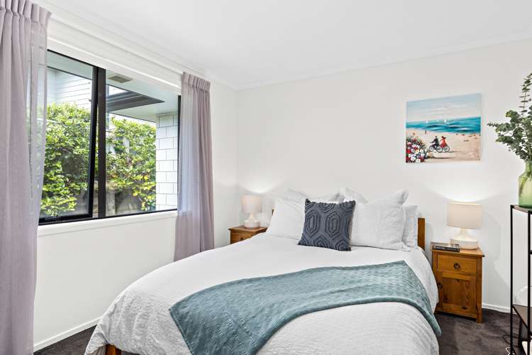 22 Laly Haddon Place Matakana_12