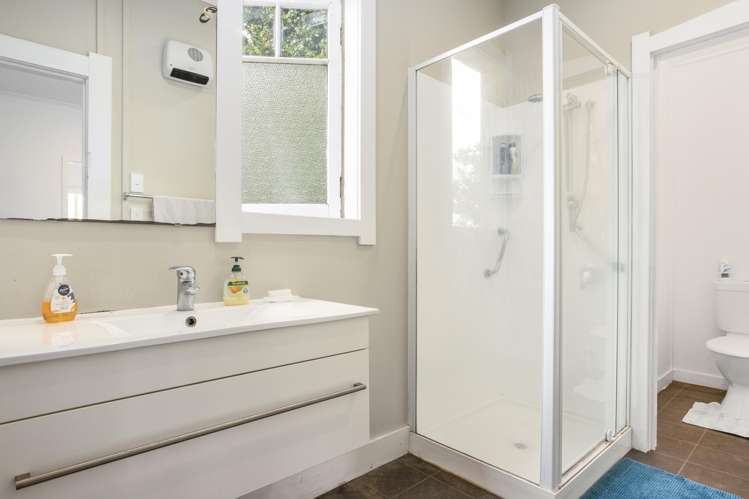 33 Clayburn Road Glen Eden_15