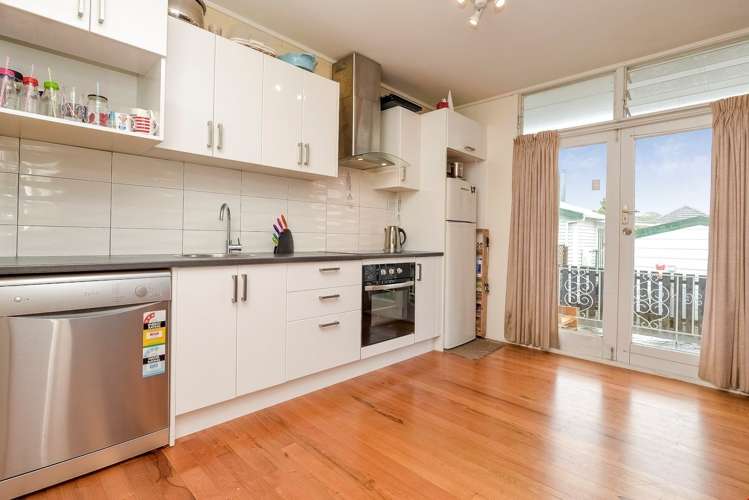 2/68 Ireland Road Mount Wellington_2