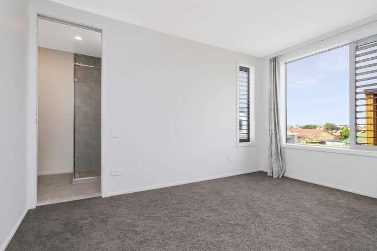 3/98 Dinsdale Road 1057_6
