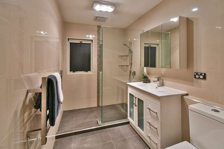27 Teelin Place Flat Bush_27