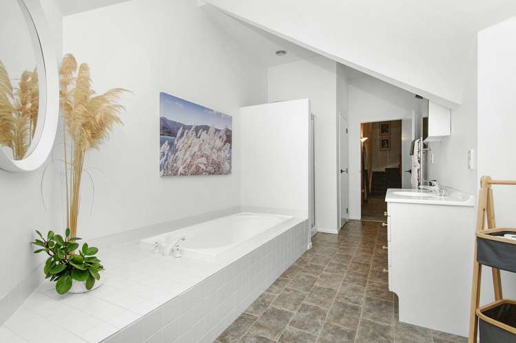 1 Avonlea Grove Belmont_22