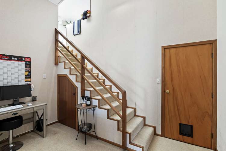 291 Glover Road Hawera_13