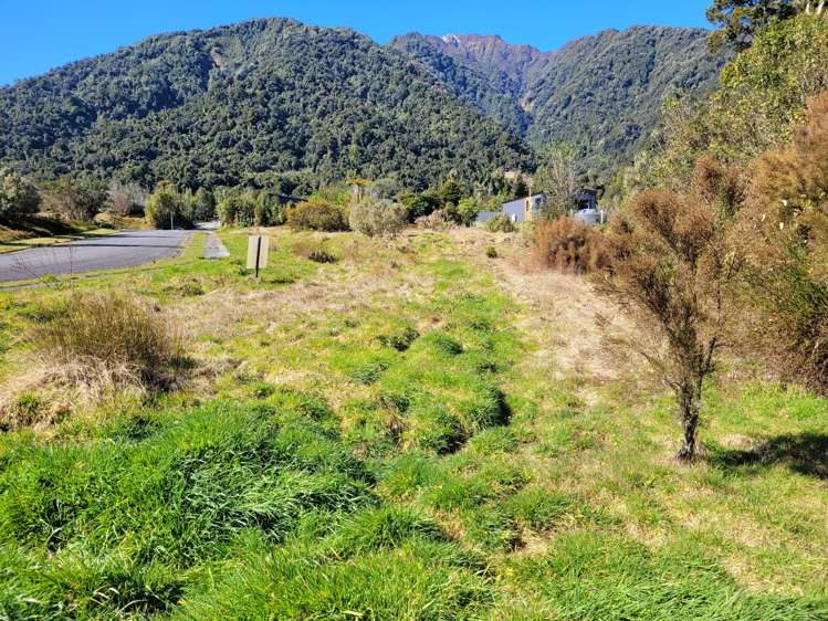 5 Charles Douglas Drive Franz Josef Glacier_1