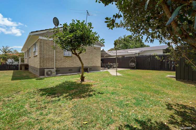 43 Seaward Place Wattle Downs_20