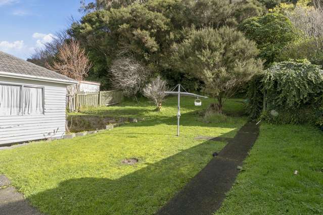 195 Wellington Road Wainuiomata_2