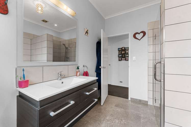 72 Ritchie Street Te Aroha_16