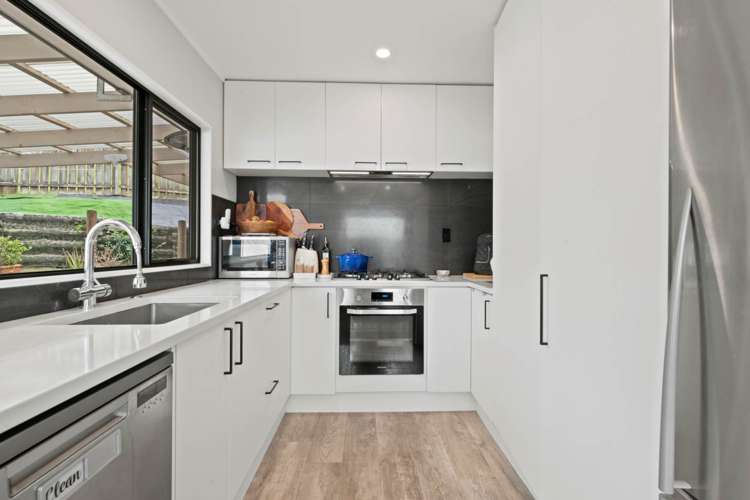 66 Topliss Drive Northcross_11