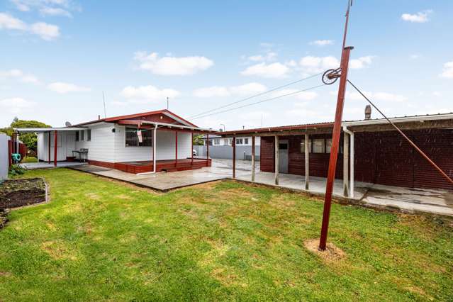 53 Karen Crescent Dinsdale_1