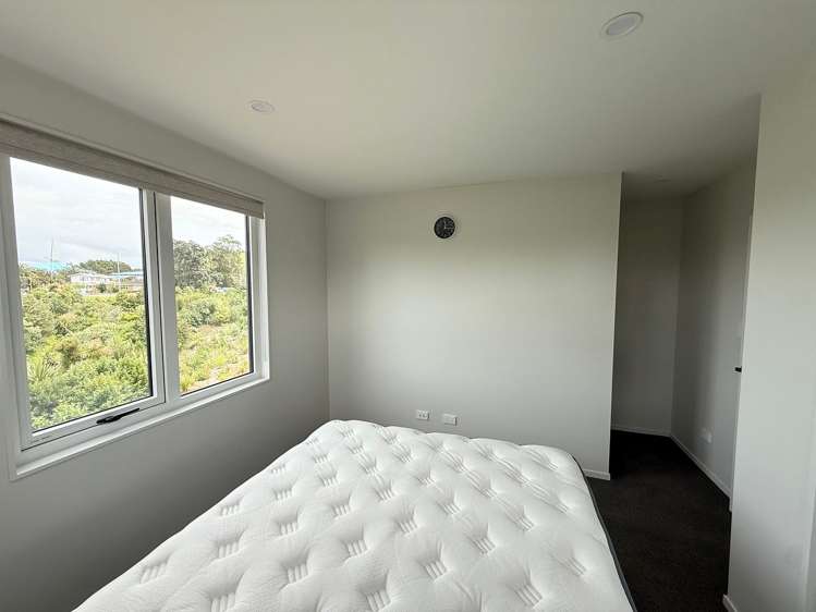 1 Te Toka Ika Lane Mangere_9