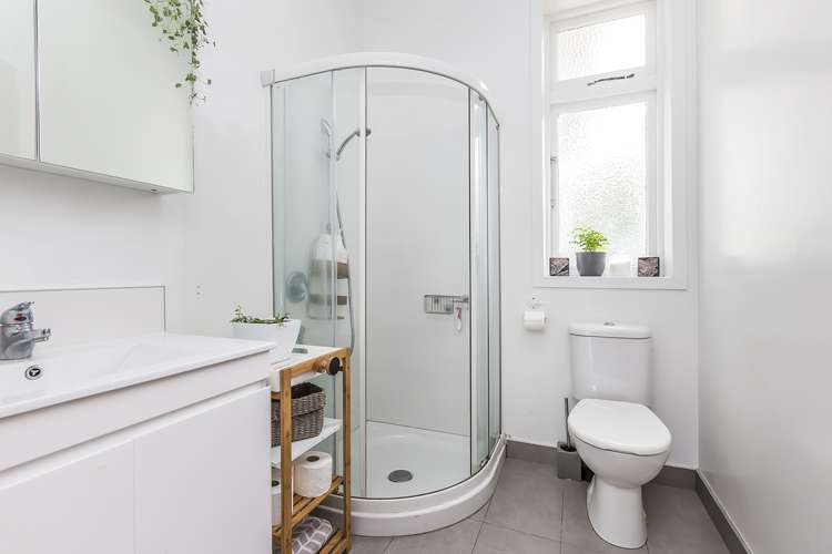 8 Trent Street Island Bay_9