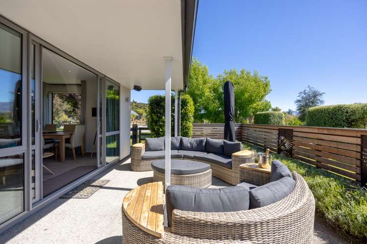 43 Hardie Place Albert Town_25