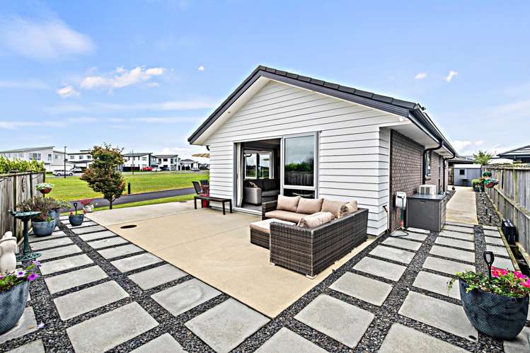 14 Poutawa Lane Clarks Beach_19