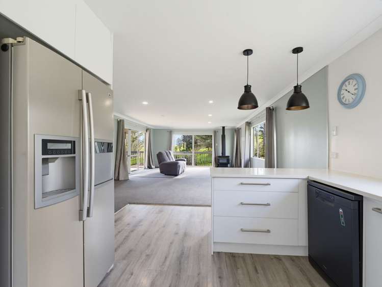 7 Windmill Lane Kaiwaka_15
