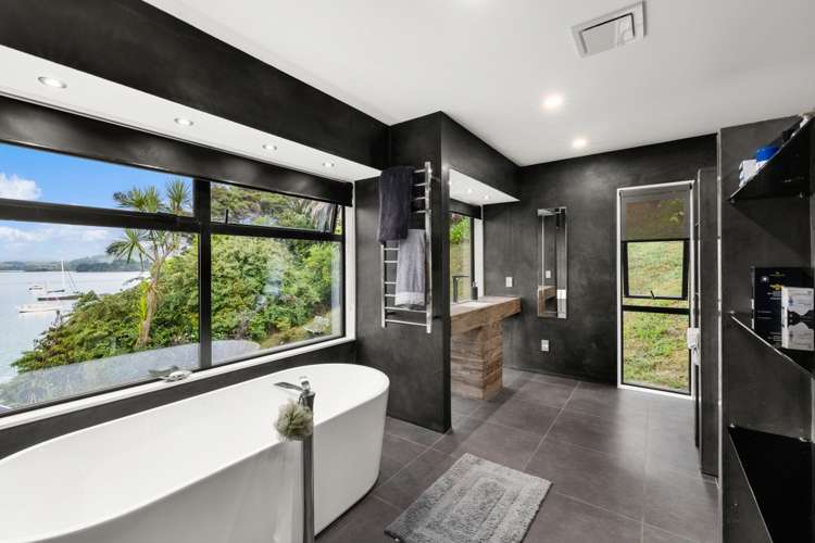 586 Whangaroa Road Whangaroa_13