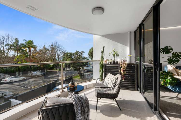 1c/175 Hurstmere Road Takapuna_2