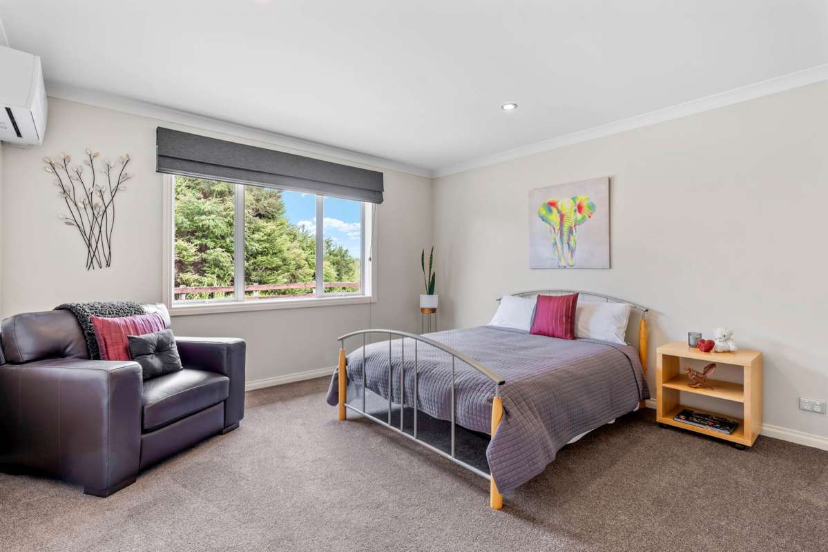 240 Three Oaks Drive_5