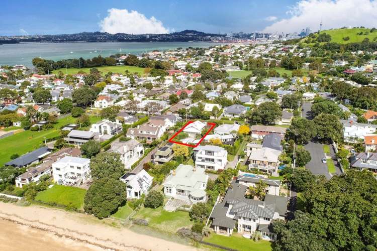 32 Oxford Terrace Devonport_25