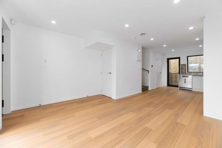 4/43 Savoy Road Glen Eden_8