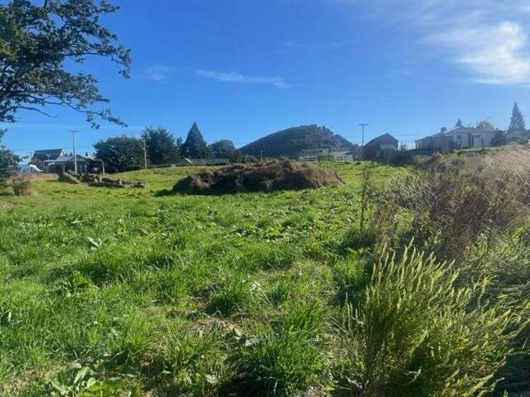 2, 4 and 6 Brown Street Clinton_7