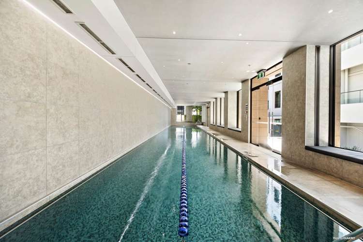 1406/47 Beach Road City Centre_19