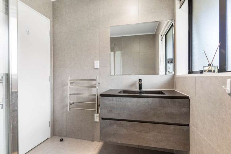 9 Glen Osborne Terrace Flat Bush_16