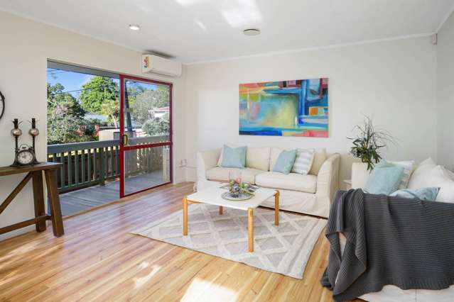 2/87 Woodglen Road Glen Eden_4