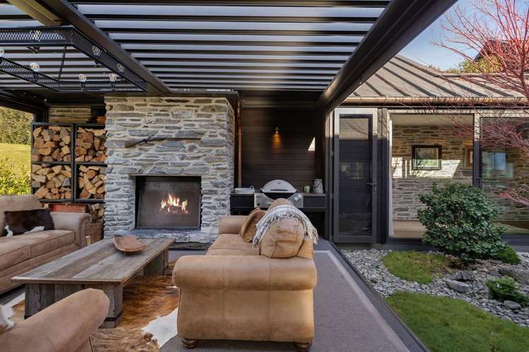 31 Hackett Road Jacks Point_16
