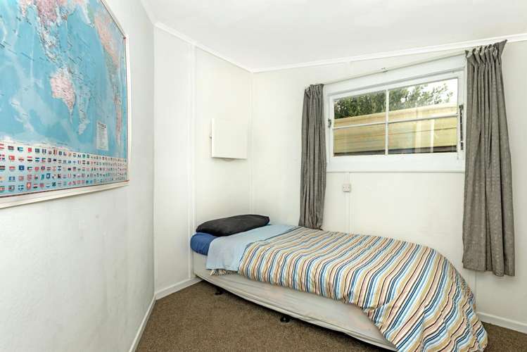 64 Awapuni Road Awapuni_21