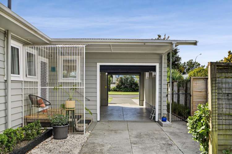 1002 Aberdeen Road Te Hapara_21