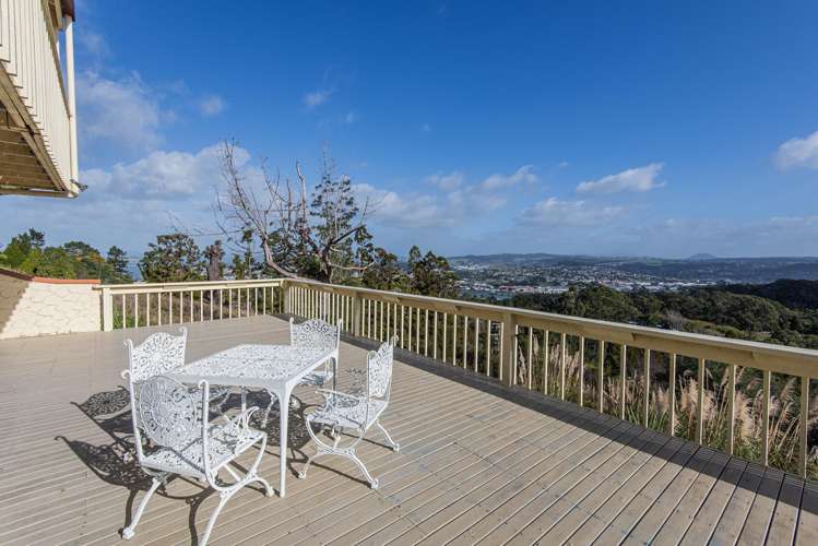 120 Memorial Drive Parahaki_30
