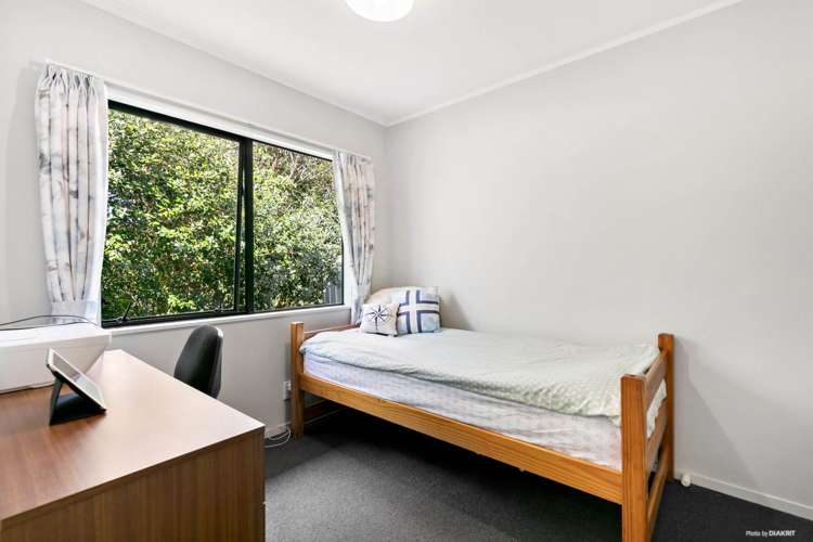 1/213 Lake Road Belmont_11