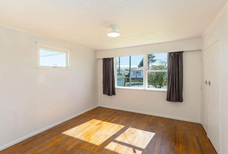97 Cameron Crescent Masterton_13