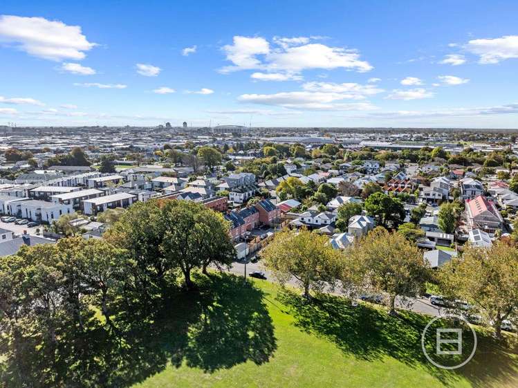 2/21 Buffon Street Waltham_11