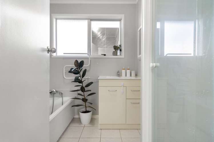 23 Cherry Tree Place Massey_12