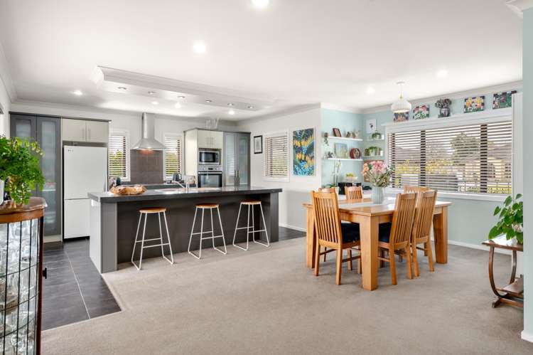 1 Whitford Place Rototuna North_3