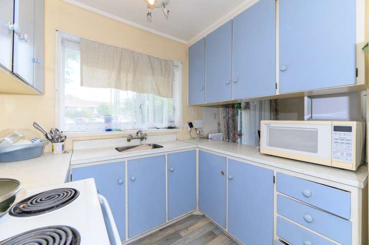 2/6 Landseer Place Blockhouse Bay_7