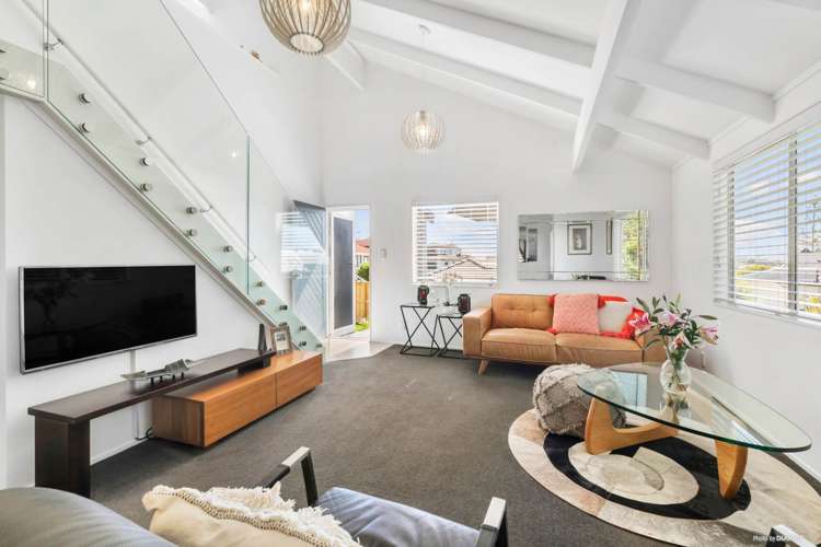 2/10 Trident Place Cockle Bay_8