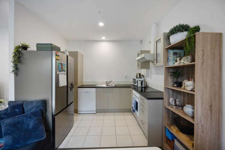 GM/193 Main Highway Ellerslie_6