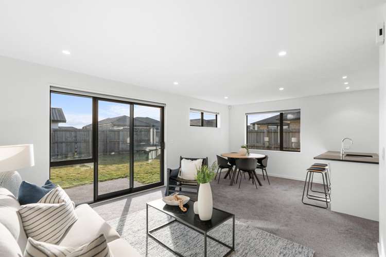 32 Lotus Place_5